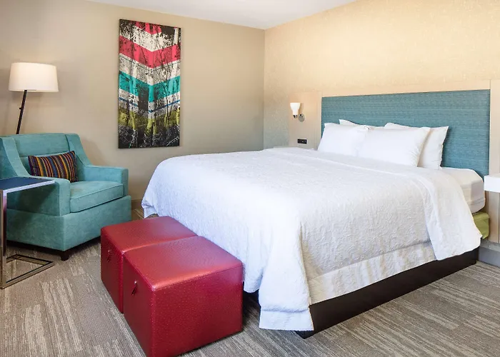 Hotel Hampton 3*